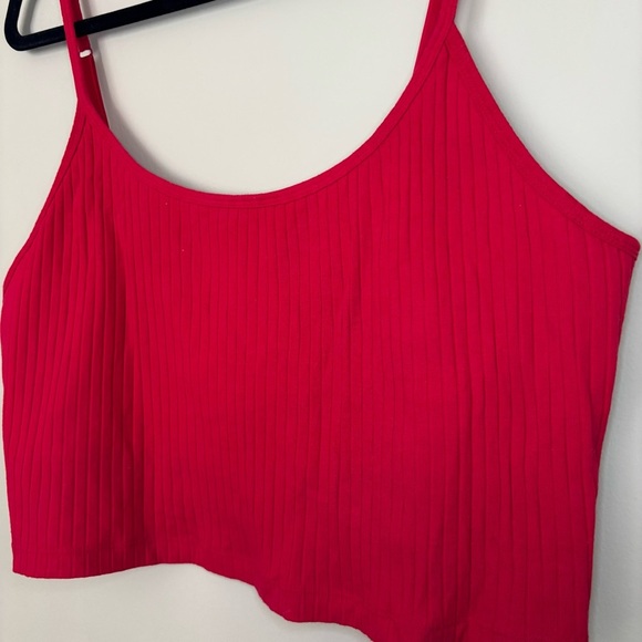 Old Navy Women’s Robbie Red Fitted Ultra-Crop Ribbed Cami Size XXL - Picture 2 of 6